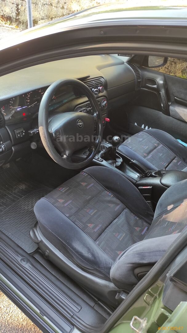 Sahibinden Opel Omega 2.5 TD 1999 Model Bursa 245.000 km Yeşil 7