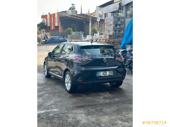 Sahibinden Renault Clio 1.0 TCe Techno Esprit Alpine 2024 Model