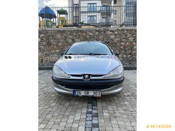Sahibinden Peugeot 206 1.4 XR 2001 Model 