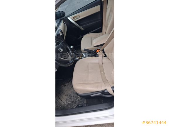 Sahibinden Toyota Corolla 1.4 D-4D Premium 2014 Model