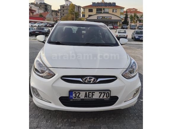 3. Sahibinden değişen yok 1.5 parça boyalı bakımlı memur arabası