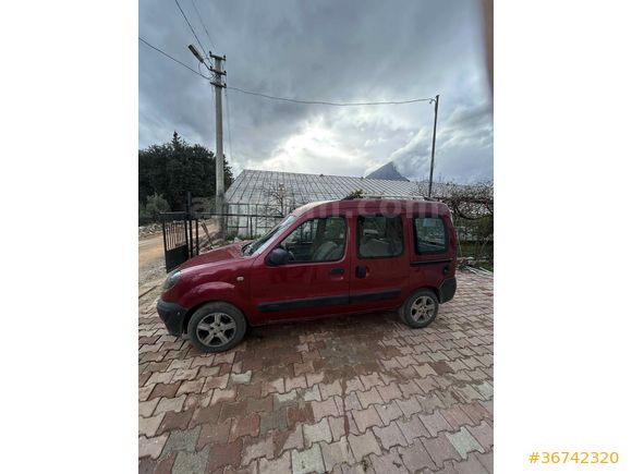 Sahibinden Renault Kangoo Multix 1.5 dCi Authentique 2004 Model 