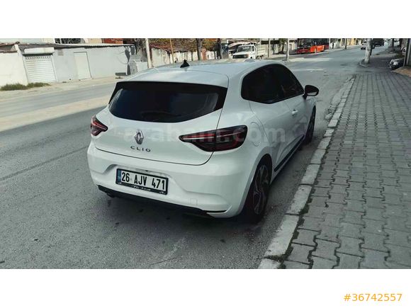 Sahibinden Renault Clio 1.0 SCe Joy 2022 Model 