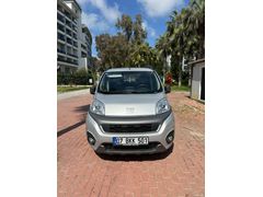Sahibinden Fiat Fiorino Combi 1.3 Multijet Premio 2022 Model  65.000 km Gri (Gümüş)