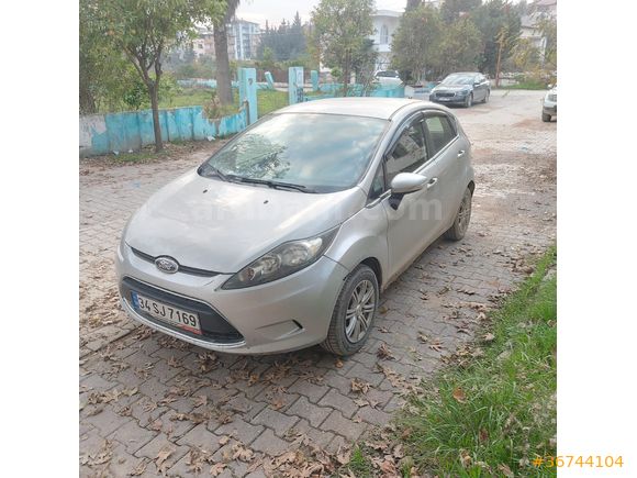 Sahibinden Ford Fiesta 1.4 TDCi Trend 2012 Model