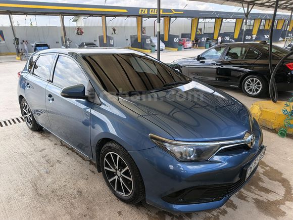 HATASIZ 1.33 TOYOTA AURİS 2016 Makyajlı Hızsabitleme+yokuşkalkış desteği+çelik jant