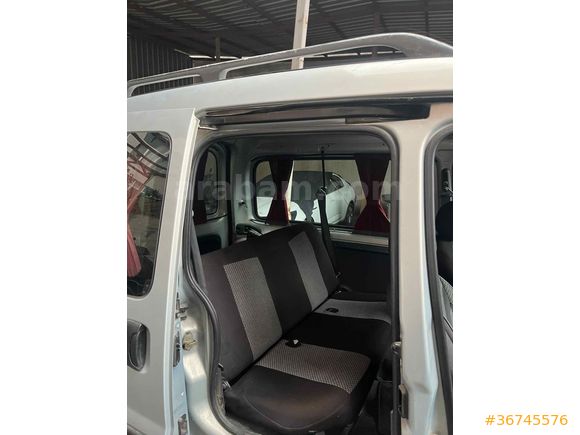 Tertemiz sahibinden Renault Kangoo 1.4 RNA 2000 Model 