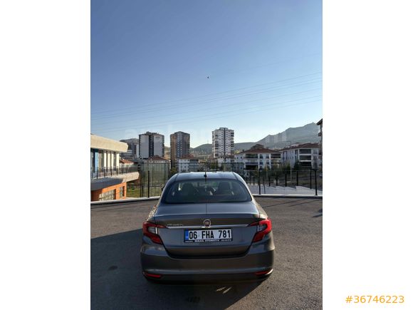 Sahibinden Fiat Egea 1.6 E-Torq Lounge Plus 2017 Model  152.000 km Gri