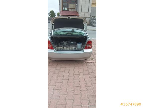 Sahibinden Toyota Corolla 1.6 Linea Terra 2005 Model