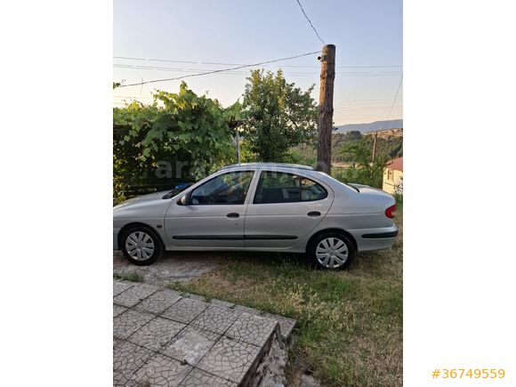 Sahibinden Renault Megane 1.6 RTE 2001 Model