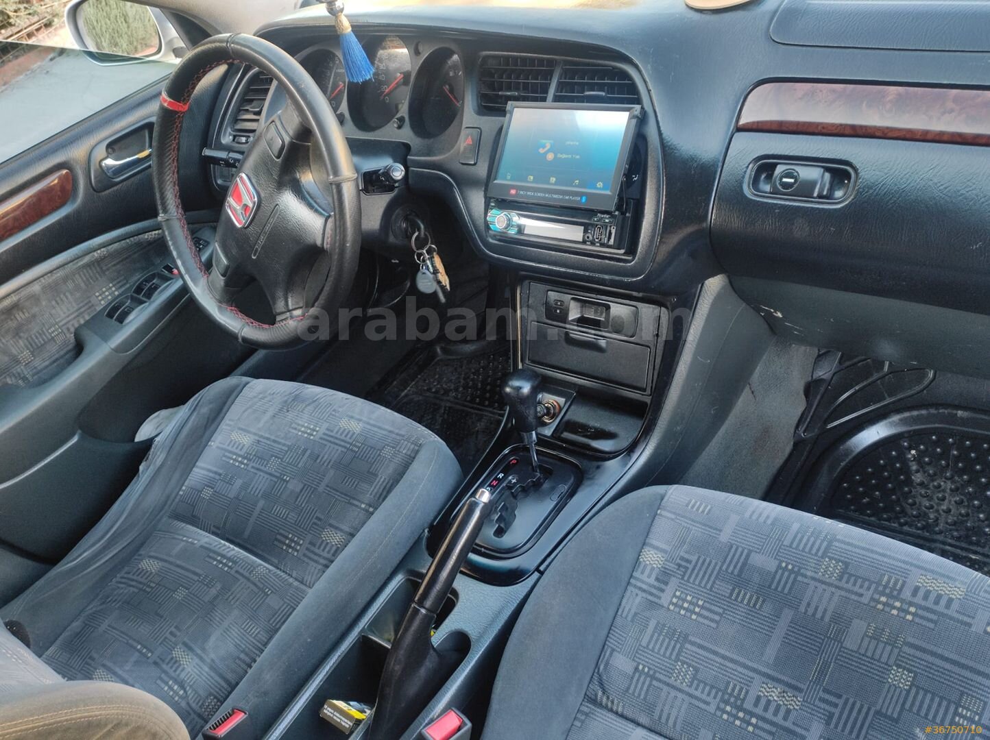 Sahibinden Honda Accord 1.8 LS 2000 Model Sakarya 288.500 km Gri (Gümüş) 2