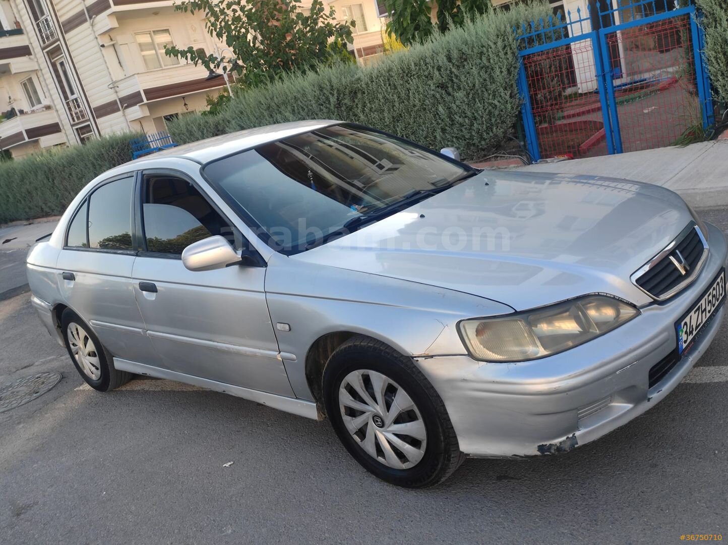 Sahibinden Honda Accord 1.8 LS 2000 Model Sakarya 288.500 km Gri (Gümüş) 1