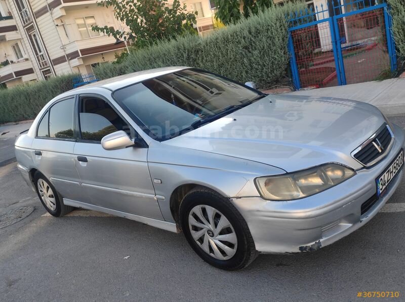 Sahibinden Honda Accord 1.8 LS 2000 Model Sakarya 288.500 km Gri (Gümüş)
