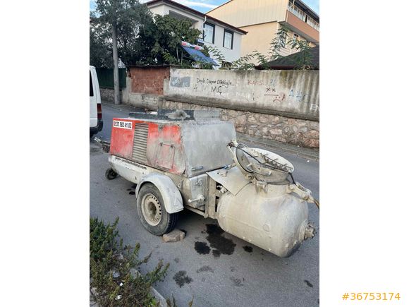 Sahibinden Tarım & İş Makineleri Beton Dağıtıcı 
