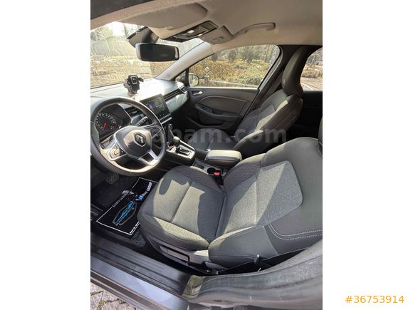 Sahibinden Renault Clio 1.0 TCe Touch 2023 Model 