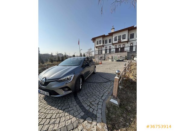 Sahibinden Renault Clio 1.0 TCe Touch 2023 Model 
