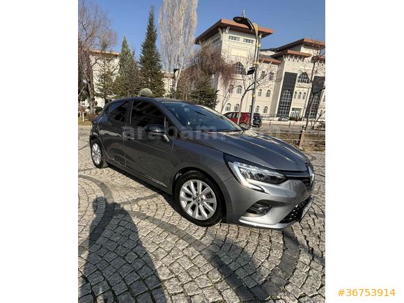 Sahibinden Renault Clio 1.0 TCe Touch 2023 Model 