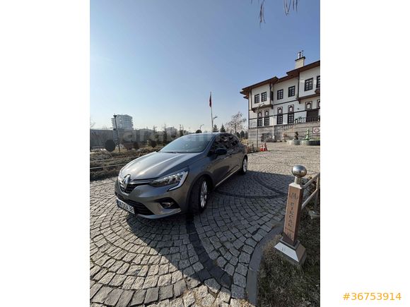 Sahibinden Renault Clio 1.0 TCe Touch 2023 Model 