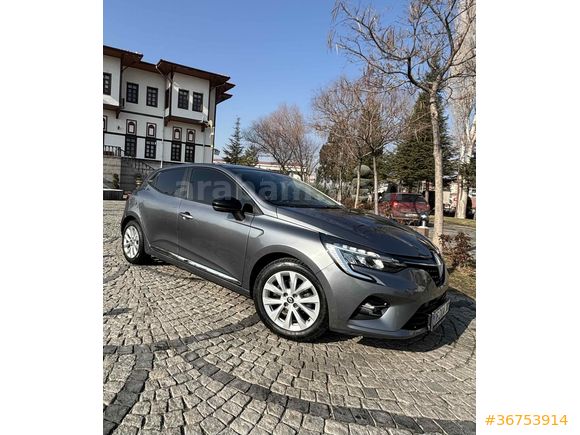 Sahibinden Renault Clio 1.0 TCe Touch 2023 Model 