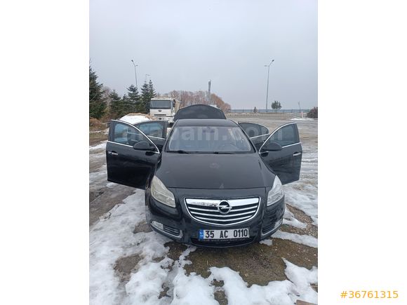 Opel Insignia 1.4 T Edition Elegance 2012 Model