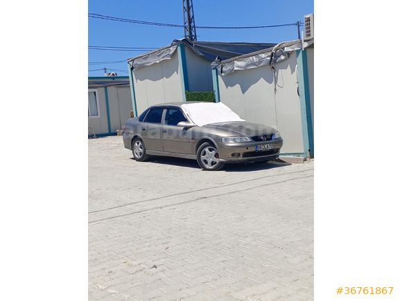 Sahibinden Opel Vectra 1.6 GL 2000 Model  330.000 km Gri (Gümüş)