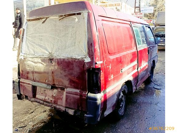 MİTSUBİSHİ L300 1996 model ( parça halinde satılıktır )