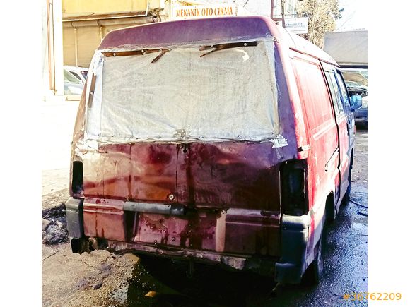 MİTSUBİSHİ L300 1996 model ( parça halinde satılıktır )