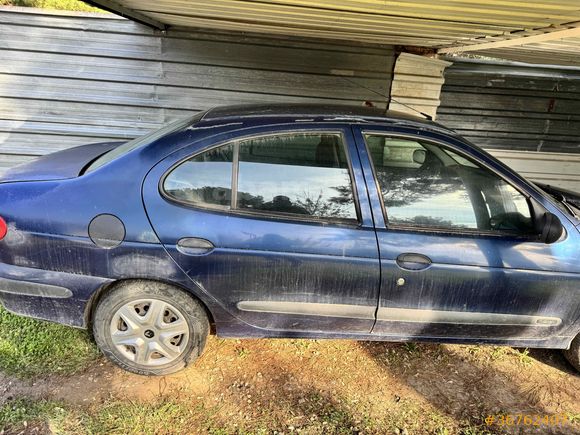 Sahibinden Renault Megane 1.4 RTA 2001 Model 