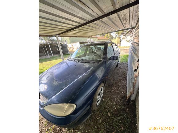 Sahibinden Renault Megane 1.4 RTA 2001 Model 