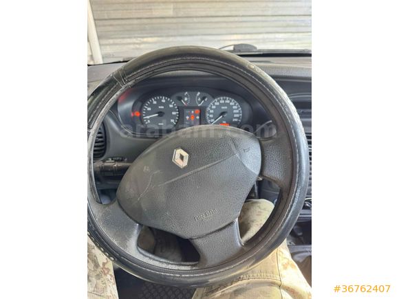 Sahibinden Renault Megane 1.4 RTA 2001 Model 