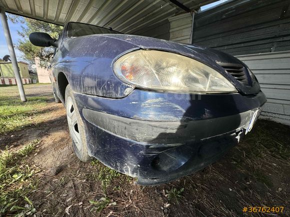 Sahibinden Renault Megane 1.4 RTA 2001 Model 