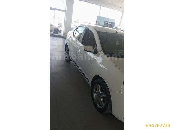 Sahibinden Renault Symbol 1.2 Touch 2015 Model  82.000 km Beyaz