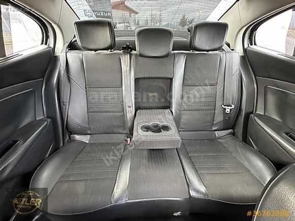 İKİZLERDEN İCON PRESTİJ EDC SUNROOFLU FLUENCE