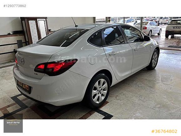 ORJİNAL 149 BİN KM'DE 2016 OPEL ASTRA 16 CDTI DESİGN OTOMATİK
