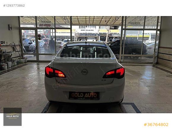 ORJİNAL 149 BİN KM'DE 2016 OPEL ASTRA 16 CDTI DESİGN OTOMATİK