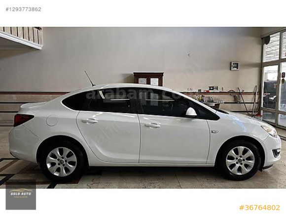 ORJİNAL 149 BİN KM'DE 2016 OPEL ASTRA 16 CDTI DESİGN OTOMATİK