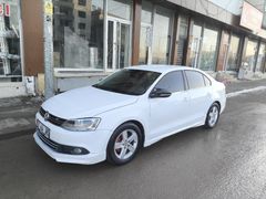 ACİL SATILIK OTOMATİK JETTA MASRAFISZ 19 bin TL normal  hasar