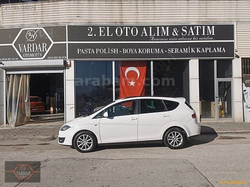 Galeriden Seat Altea 1.6 TDI I-Tech XL 2014 Model Bursa 174.000 km Beyaz