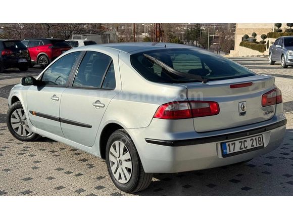 2005 MODEL HATASIZ SADECE İKİ PARÇA BOYALI GÜMRÜK AVRUPA ÇIKIŞLI