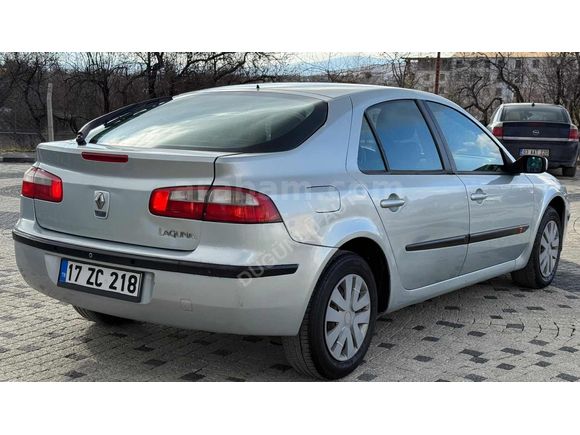 2005 MODEL HATASIZ SADECE İKİ PARÇA BOYALI GÜMRÜK AVRUPA ÇIKIŞLI