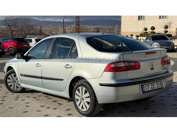 2005 MODEL HATASIZ SADECE İKİ PARÇA BOYALI GÜMRÜK AVRUPA ÇIKIŞLI