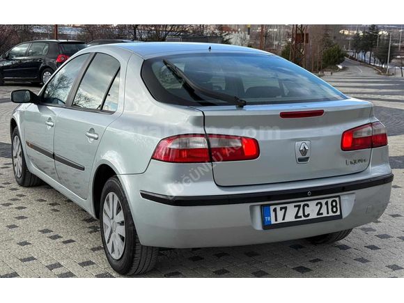 2005 MODEL HATASIZ SADECE İKİ PARÇA BOYALI GÜMRÜK AVRUPA ÇIKIŞLI
