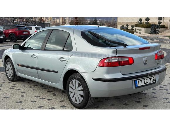 2005 MODEL HATASIZ SADECE İKİ PARÇA BOYALI GÜMRÜK AVRUPA ÇIKIŞLI
