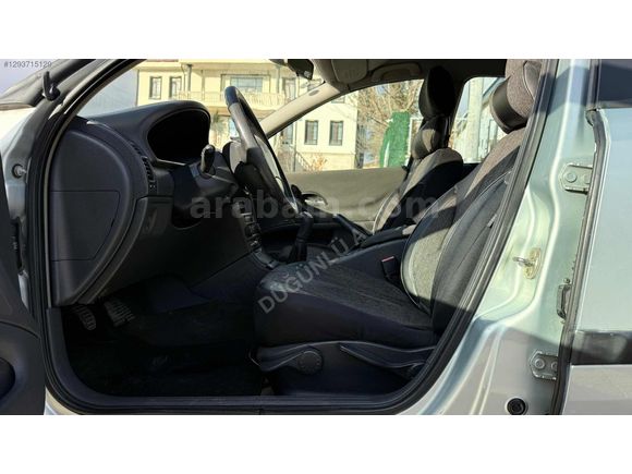 2005 MODEL HATASIZ SADECE İKİ PARÇA BOYALI GÜMRÜK AVRUPA ÇIKIŞLI