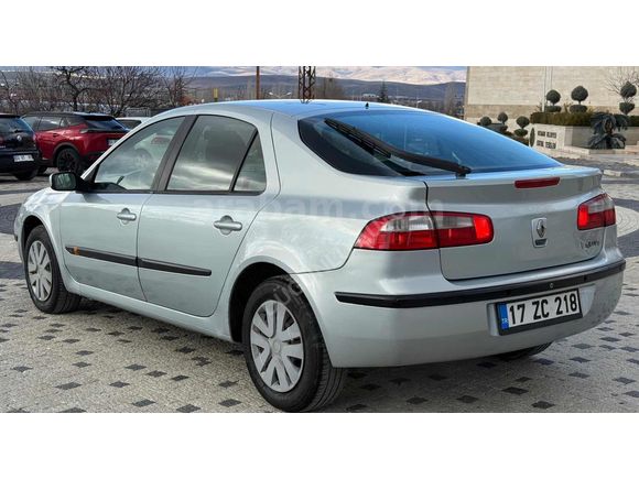 2005 MODEL HATASIZ SADECE İKİ PARÇA BOYALI GÜMRÜK AVRUPA ÇIKIŞLI