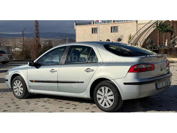 2005 MODEL HATASIZ SADECE İKİ PARÇA BOYALI GÜMRÜK AVRUPA ÇIKIŞLI