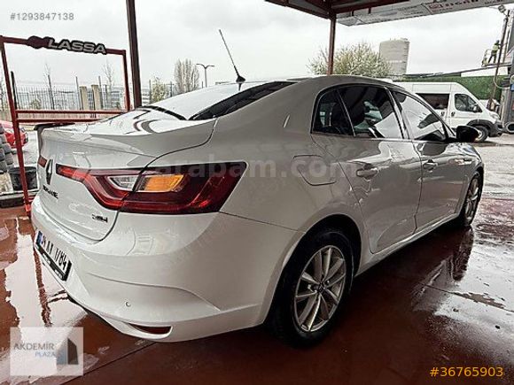 DİZEL OTOMATİK MEGANE SEDAN TOUCH