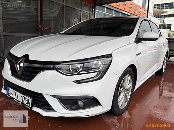 DİZEL OTOMATİK MEGANE SEDAN TOUCH