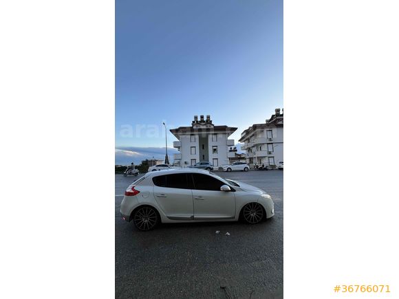 Sahibinden Renault Megane 1.5 dCi Privilege 2012 Model 