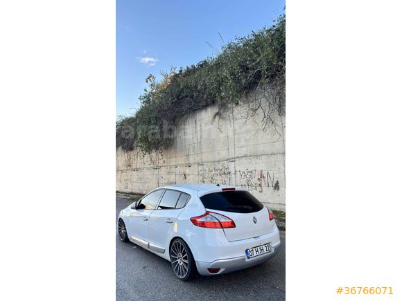 Sahibinden Renault Megane 1.5 dCi Privilege 2012 Model 